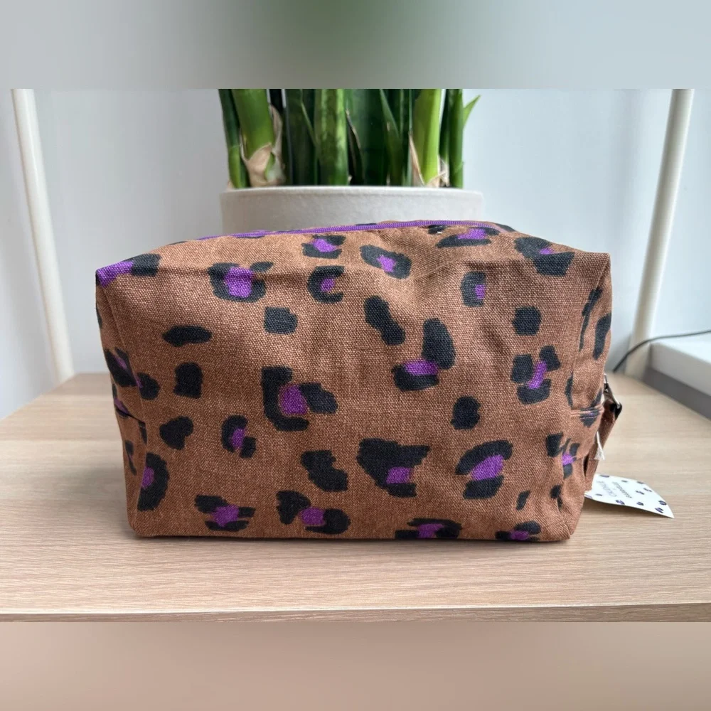 NWT - CAUDALIE x GABRIELLE | Leopard Print Cosmetic Bag - Picture 3 of 9